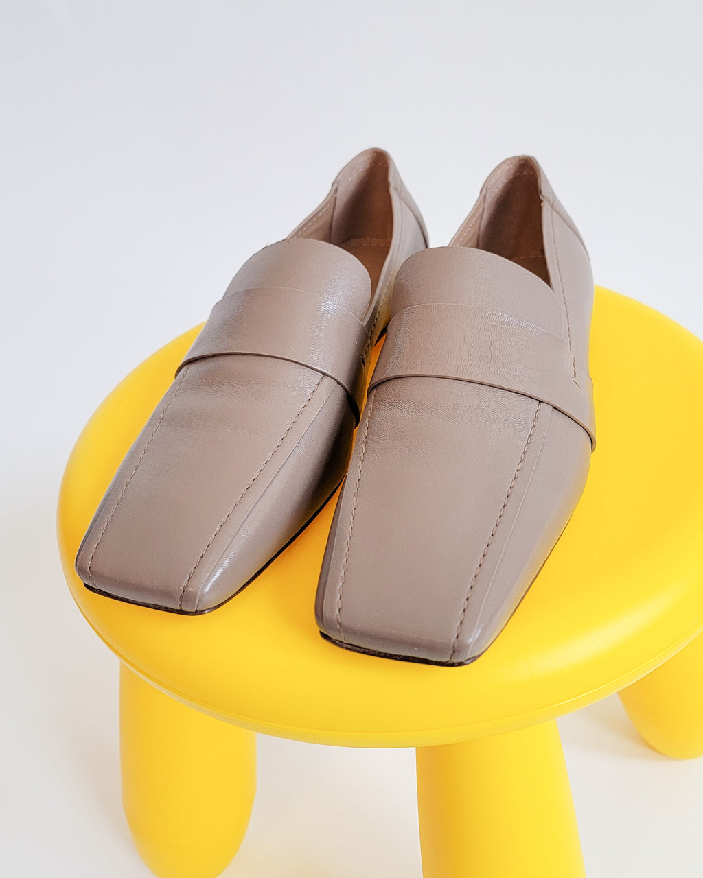 Mansur Gavriel Square Toe Leather Loafers Sz 6.5