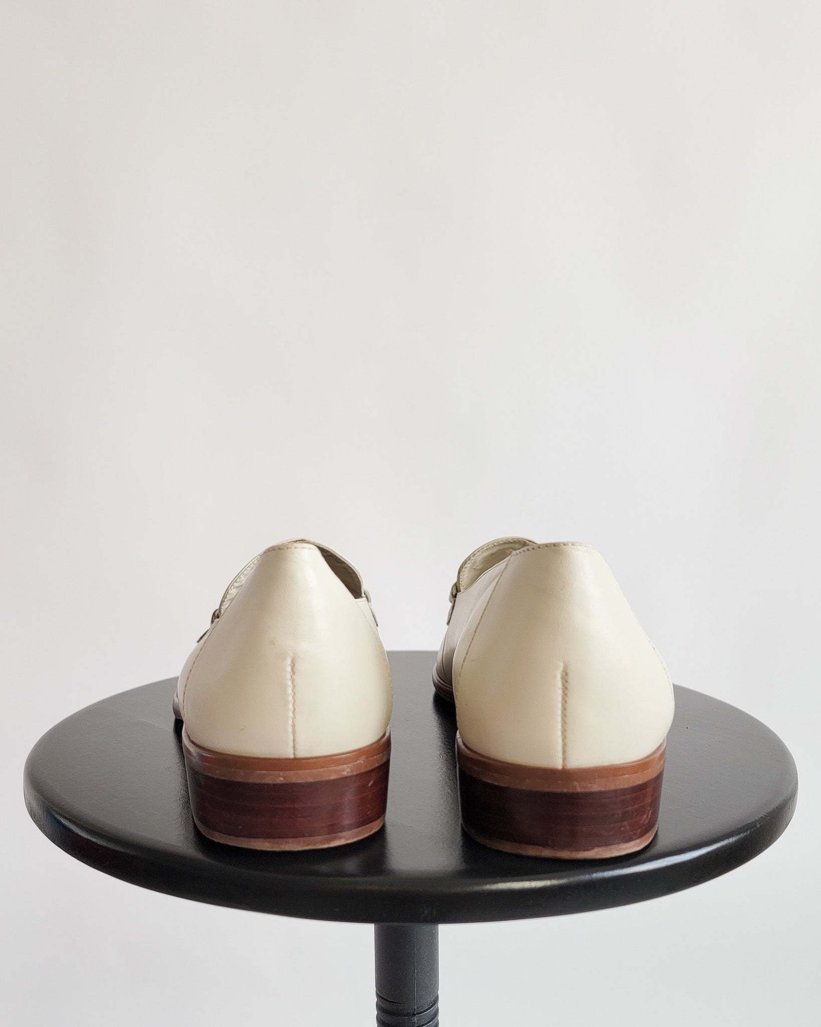 90s Etienne Aigner Cream Leather Loafers Sz 9.5