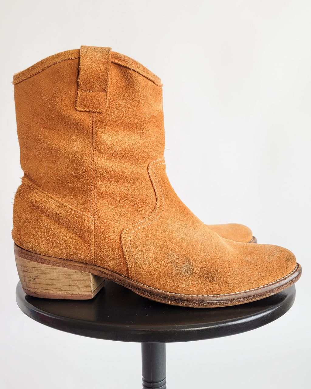 00s Genuine Suede Low Ankle Boots Sz 8.5