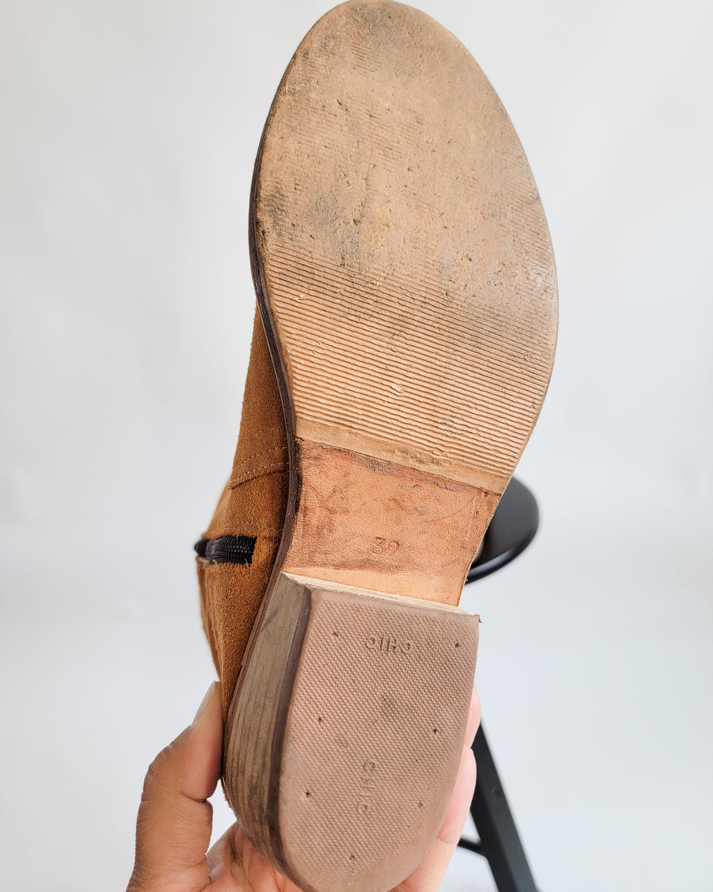 00s Genuine Suede Low Ankle Boots Sz 8.5