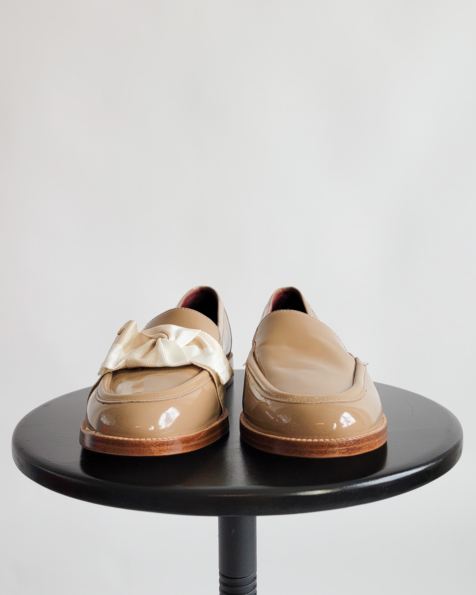 Modern Kate Spade Patent Tan Loafers 6.5