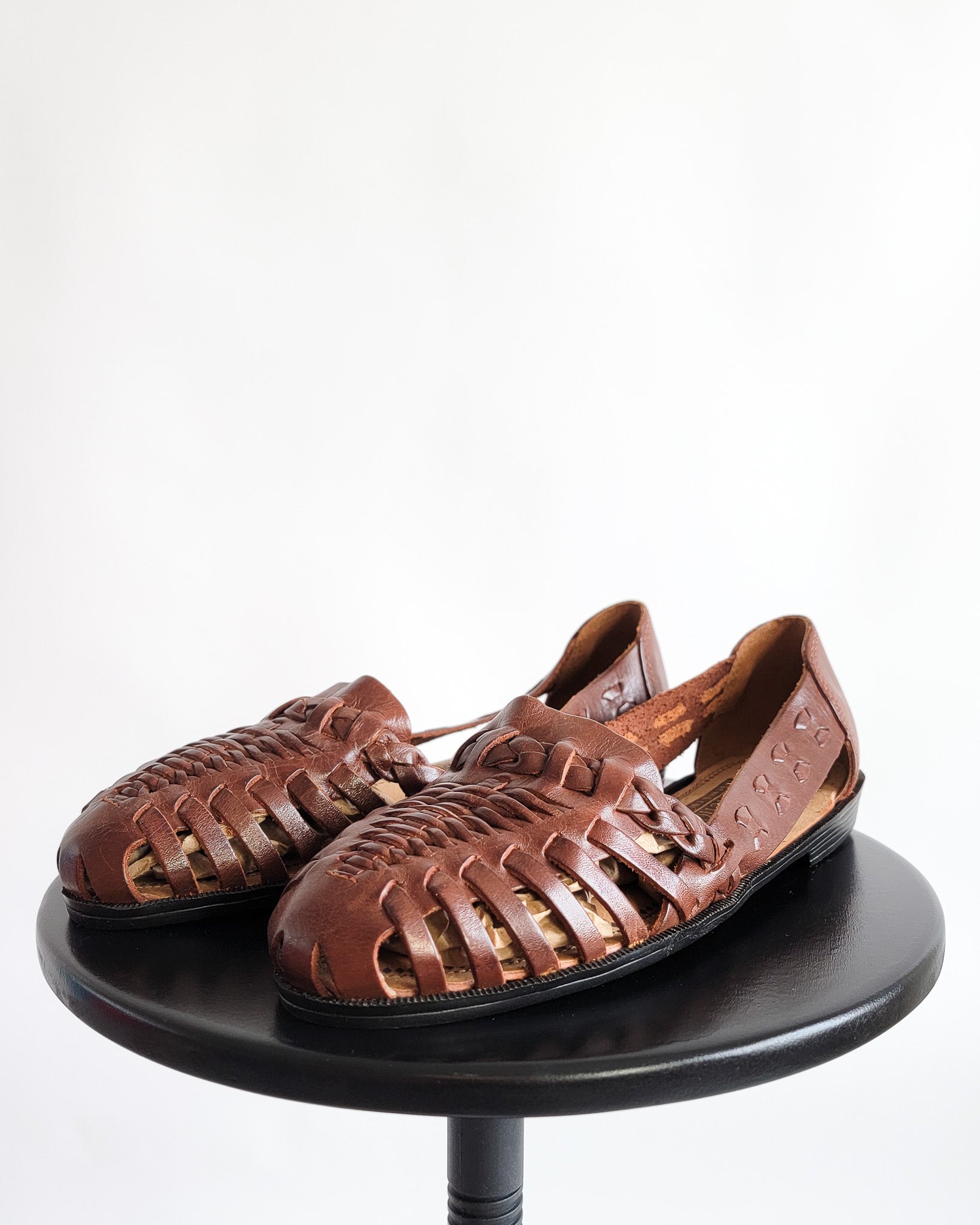 90s Deadstock Predictions Brazilian Leather Sandals Sz 8