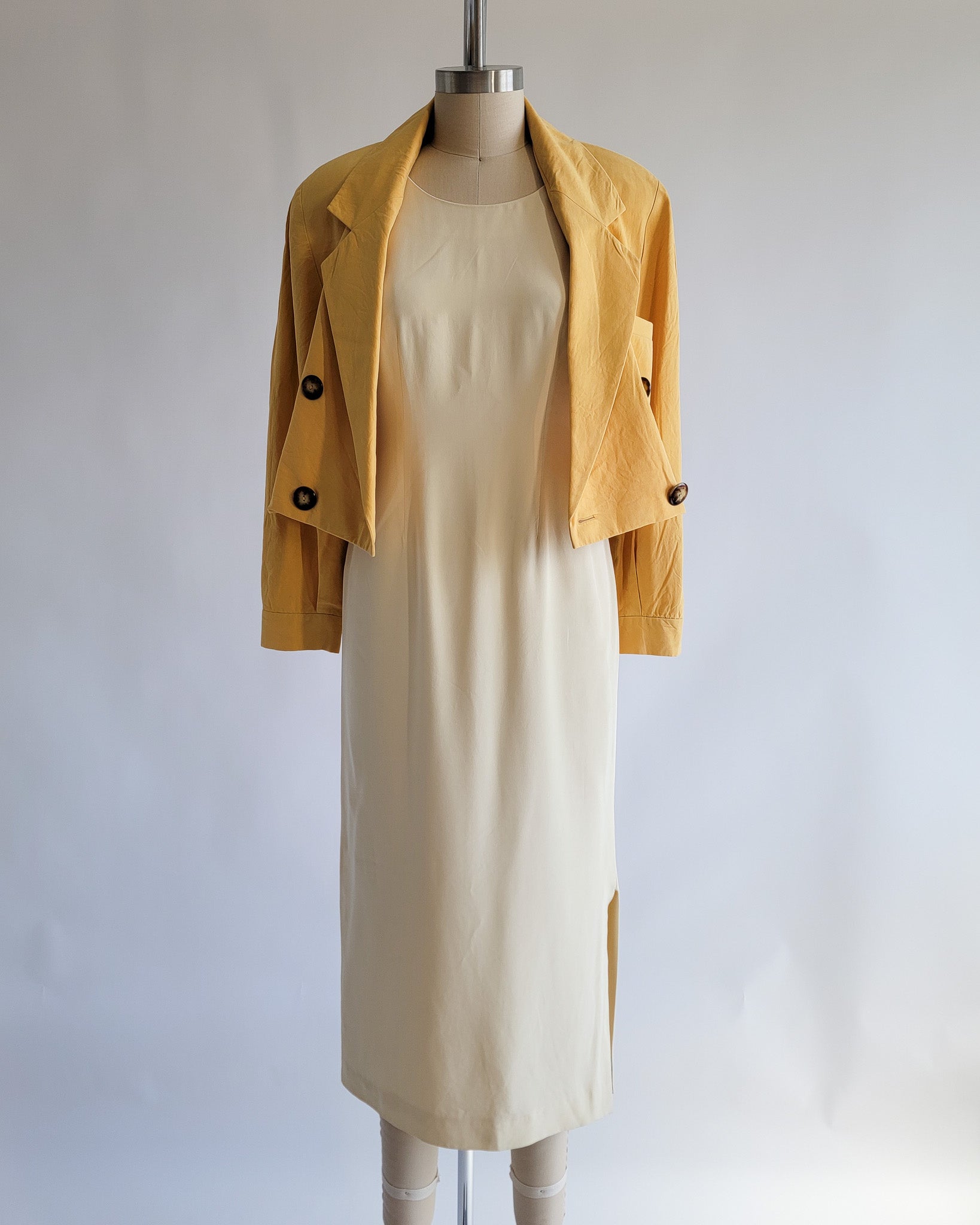 90s Linda Allard Ellen Tracy Silk Yellow Cropped Double Breasted Blazer