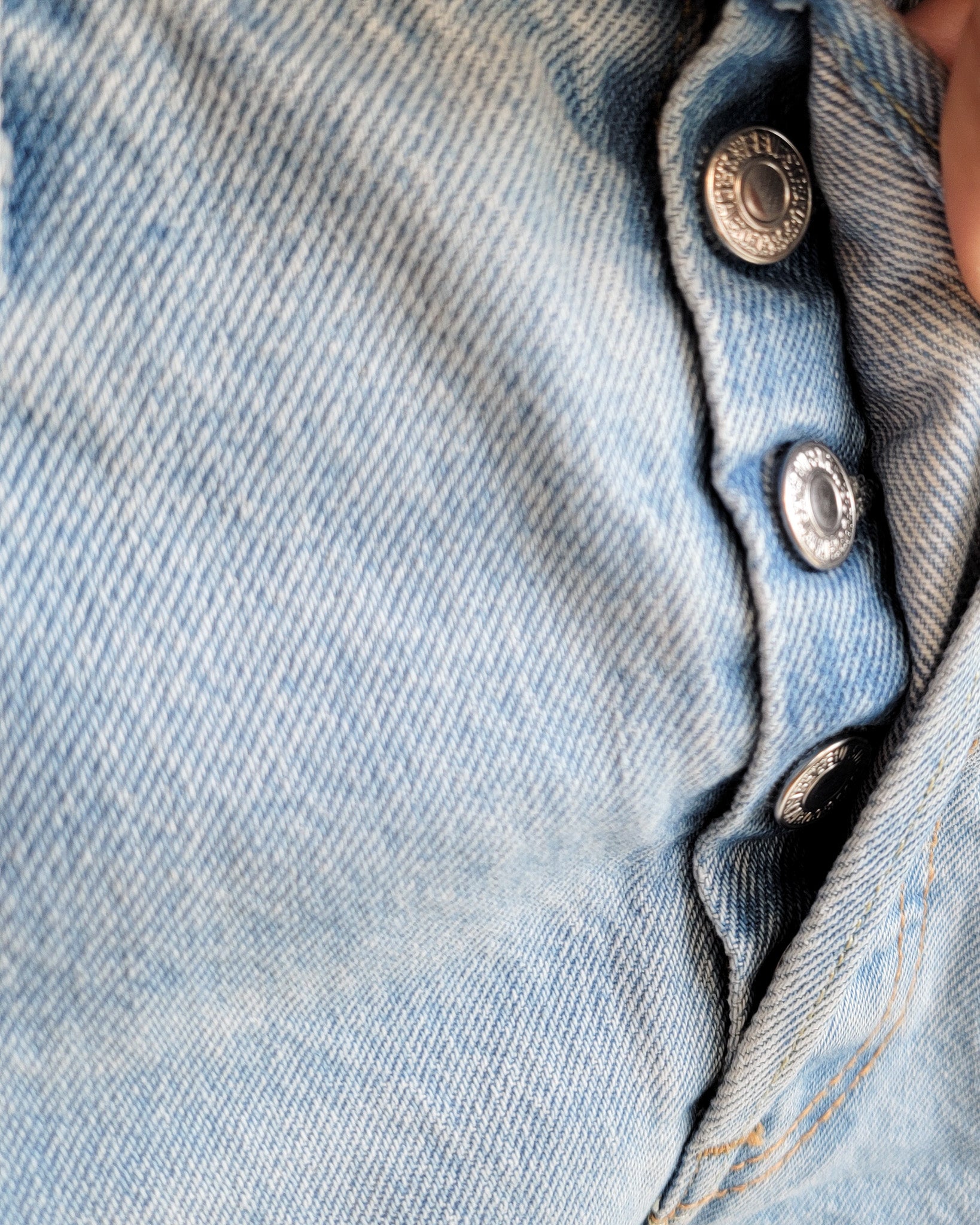 Modern Levi's 501 Denim Cut Off Shorts 29.5"W