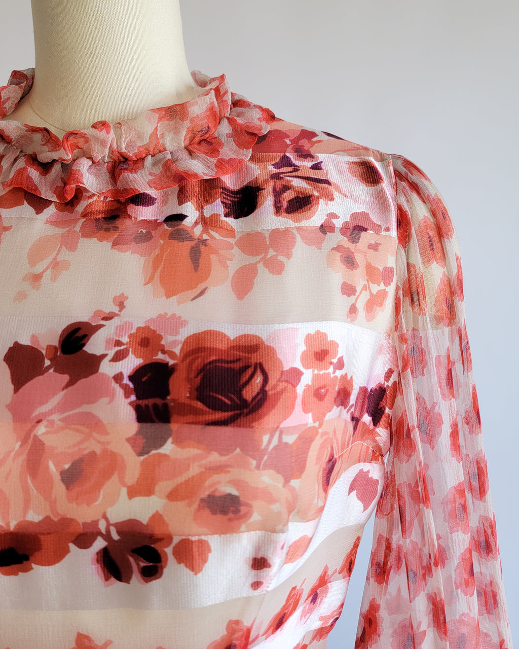 70s Red Roses Silk Chiffon Banded Dress w Velvet Belt & Ruffled Collar