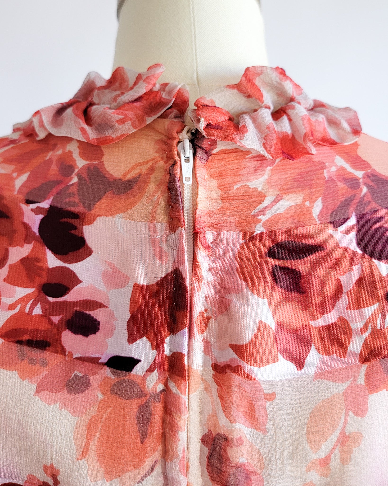 70s Red Roses Silk Chiffon Banded Dress w Velvet Belt & Ruffled Collar