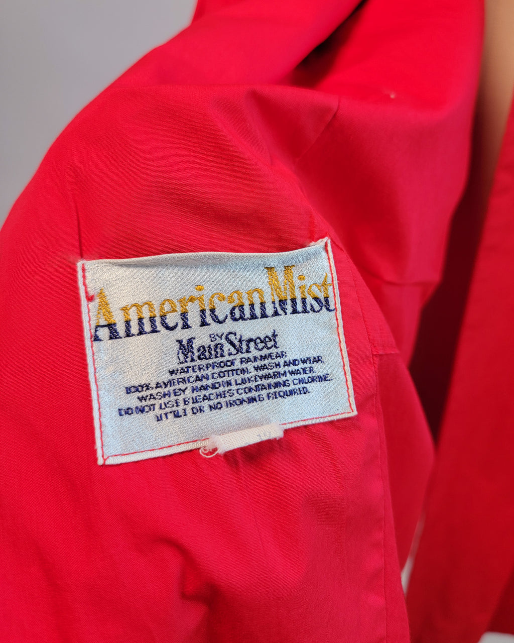 90s Red Open Large Collar Trench Coat w Belt