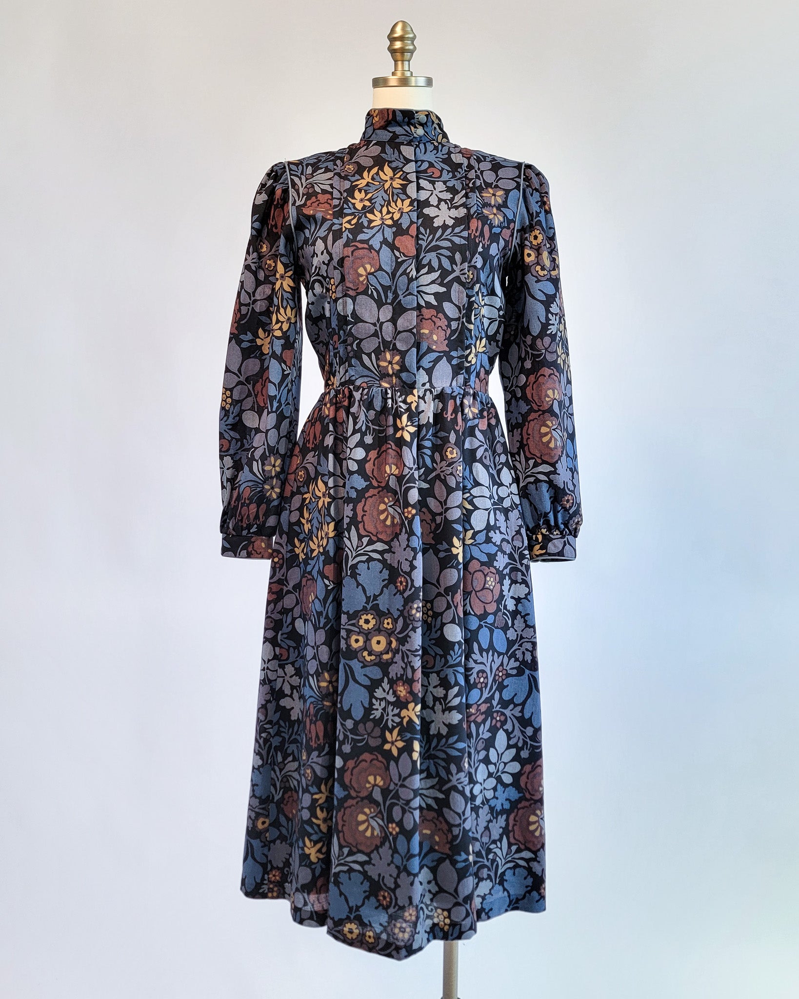 70s Marion Donaldson Blue Floral Art Nouveau Print Long Sleeved Dress