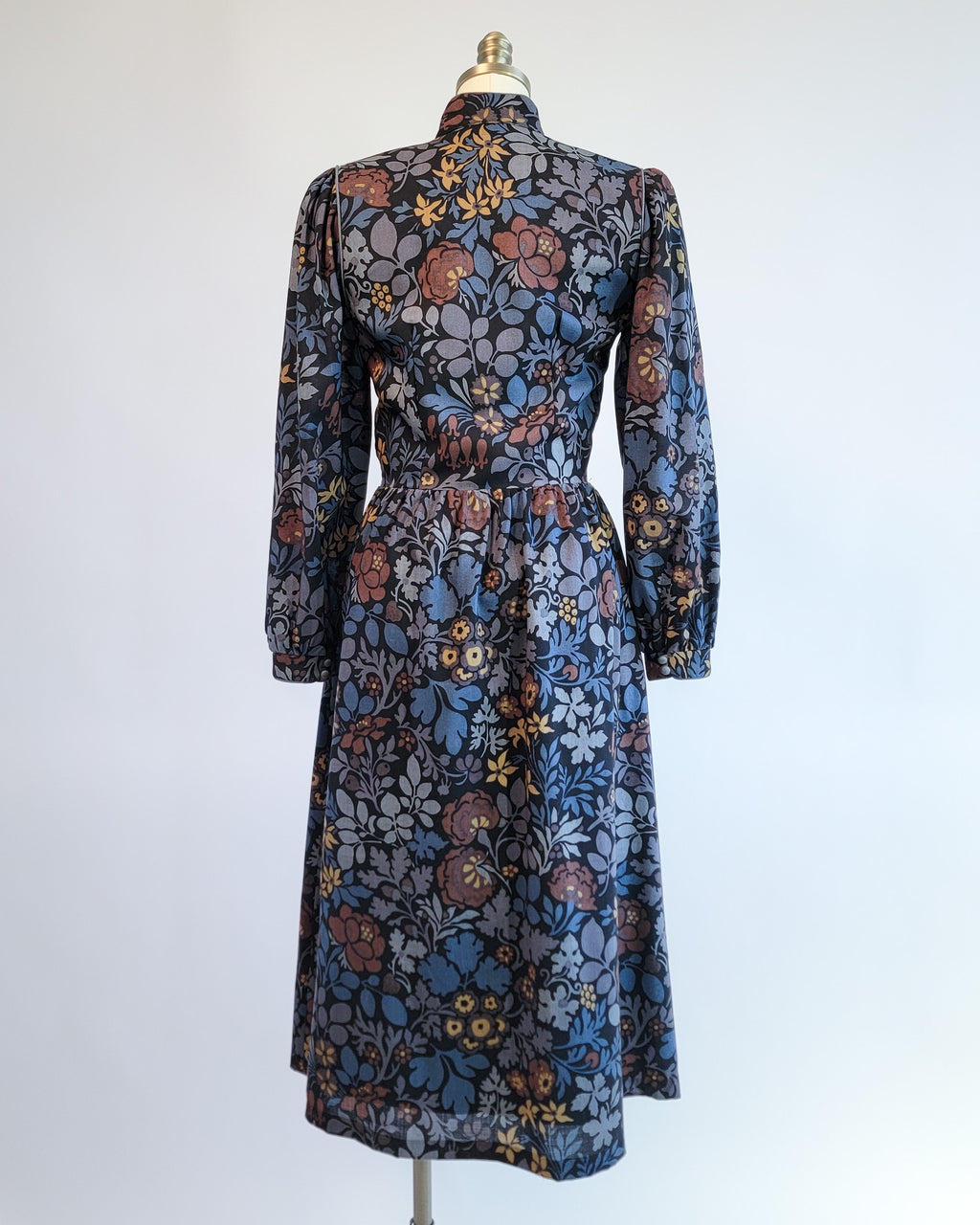 70s Marion Donaldson Blue Floral Art Nouveau Print Long Sleeved Dress