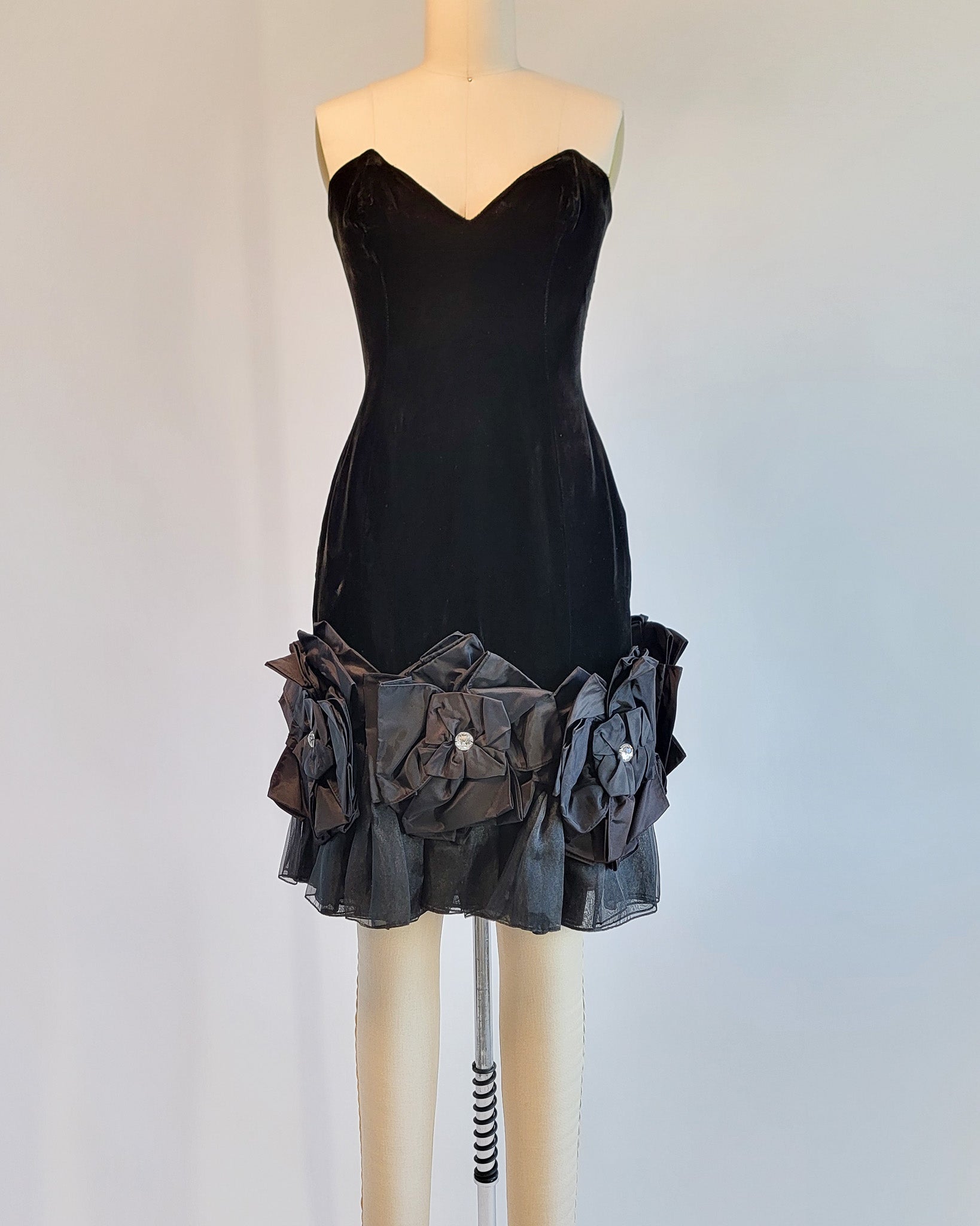 80s Tadashi Saks Fifth Avenue Black Velvet Bows Mini Dress