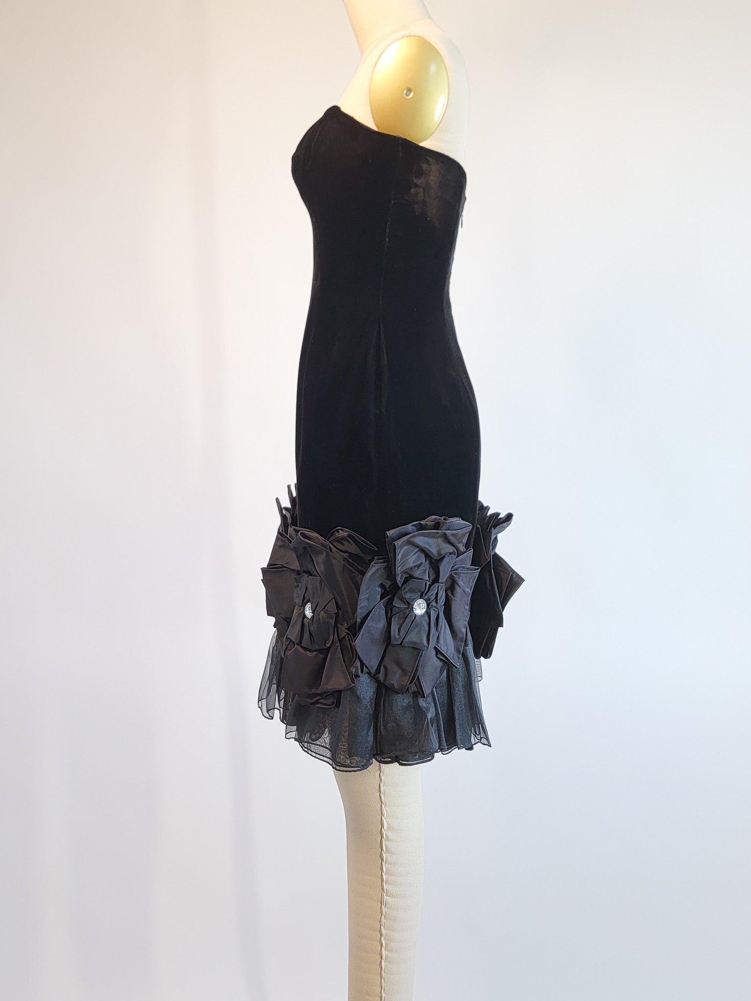80s Tadashi Saks Fifth Avenue Black Velvet Bows Mini Dress