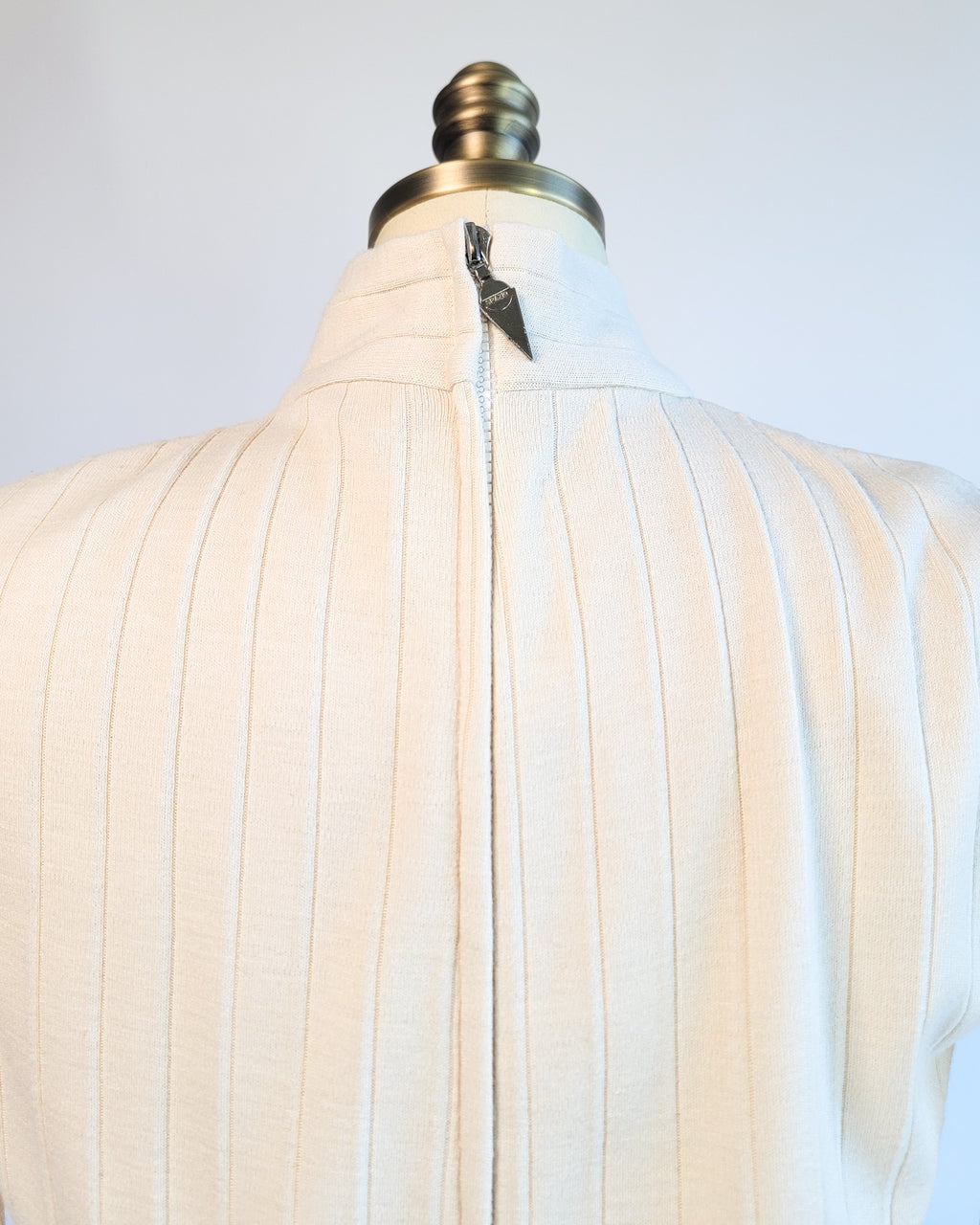 80s Alma Cream Italian Knit Midi Dress