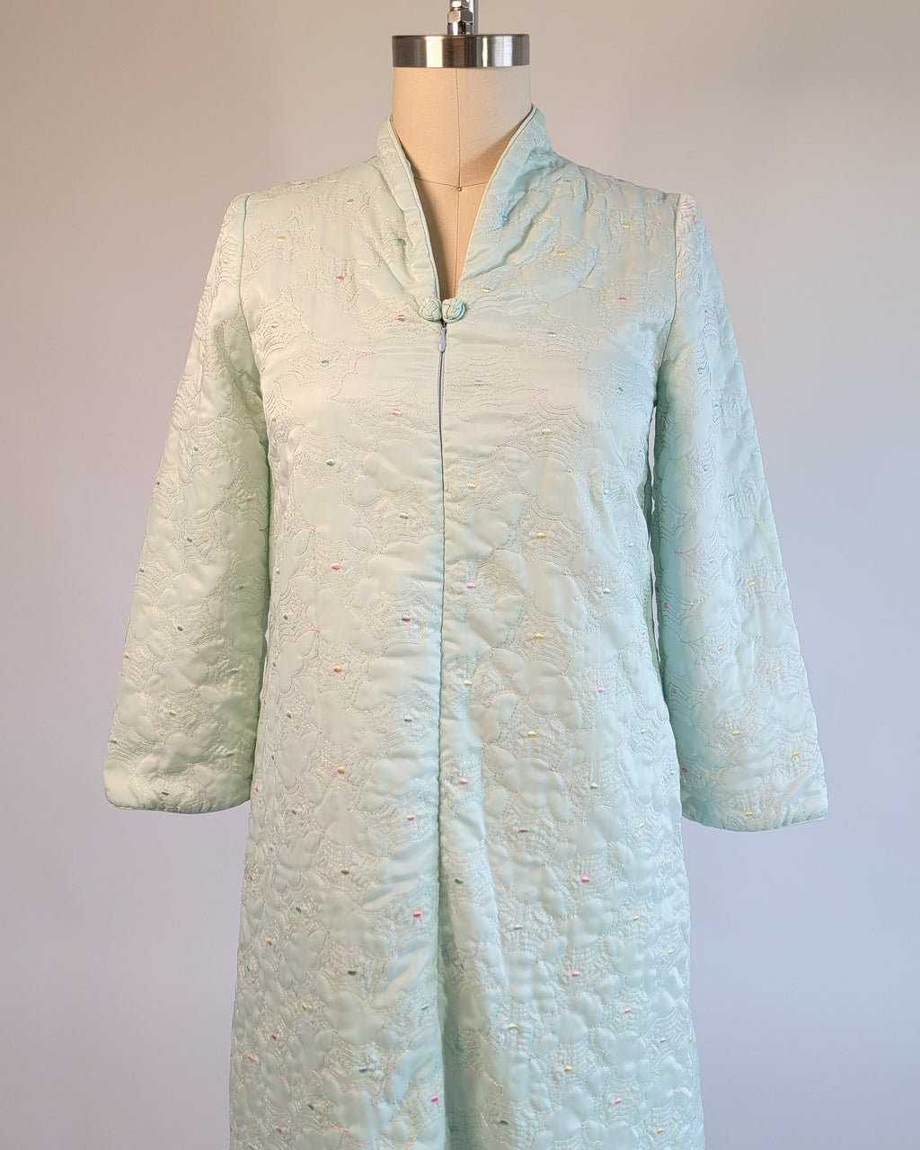 50s Odette Barsa Rainbow Spider Web Embroidered Quilted Robe