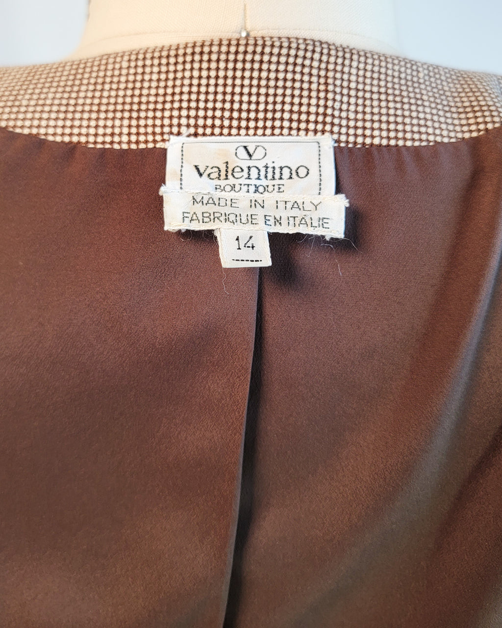 80s Valentino Boutique Wool Brown Micro Pattern Collarless Fitted Corset Blazer