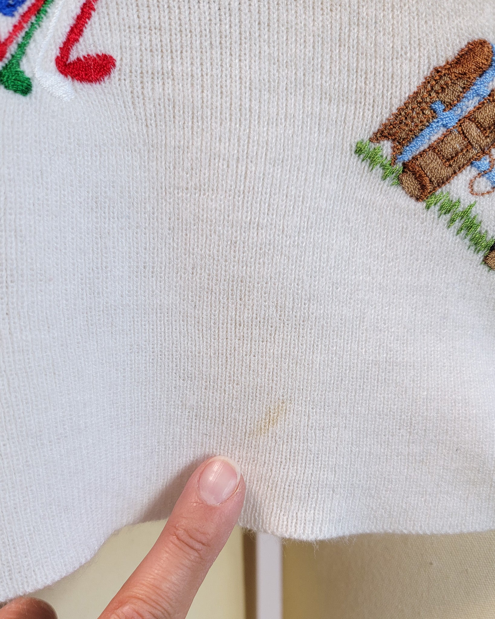 70s Embroidered Golf Acrylic V-neck Sweater