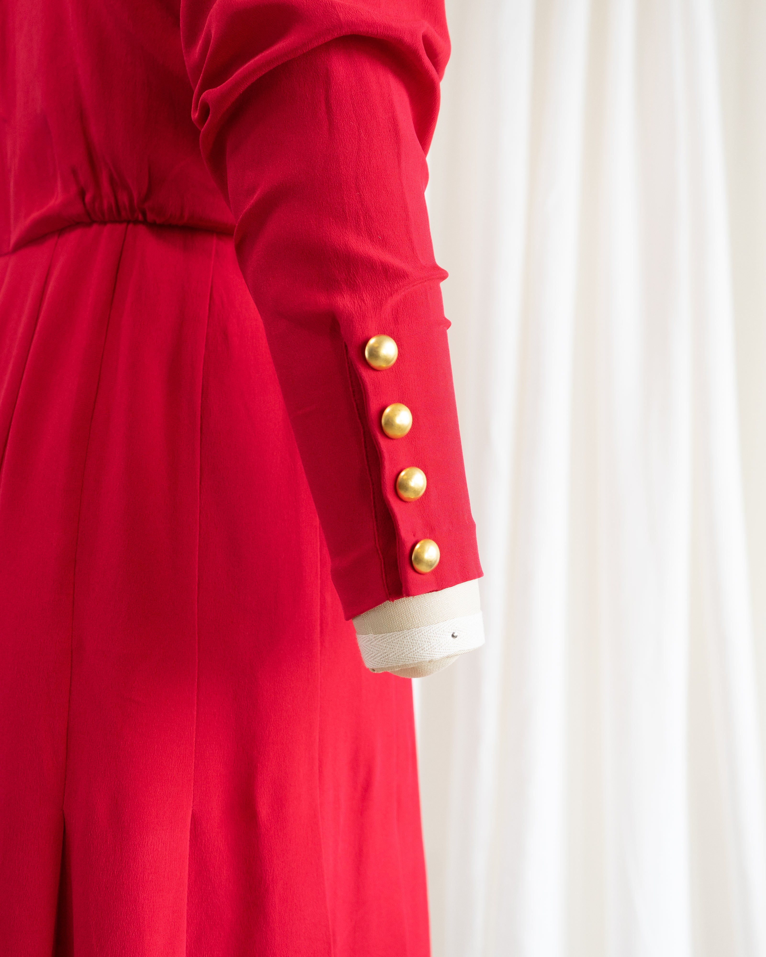 1990s Dana Buchman Pure Silk Poppy Red Fitted Dress & Belt