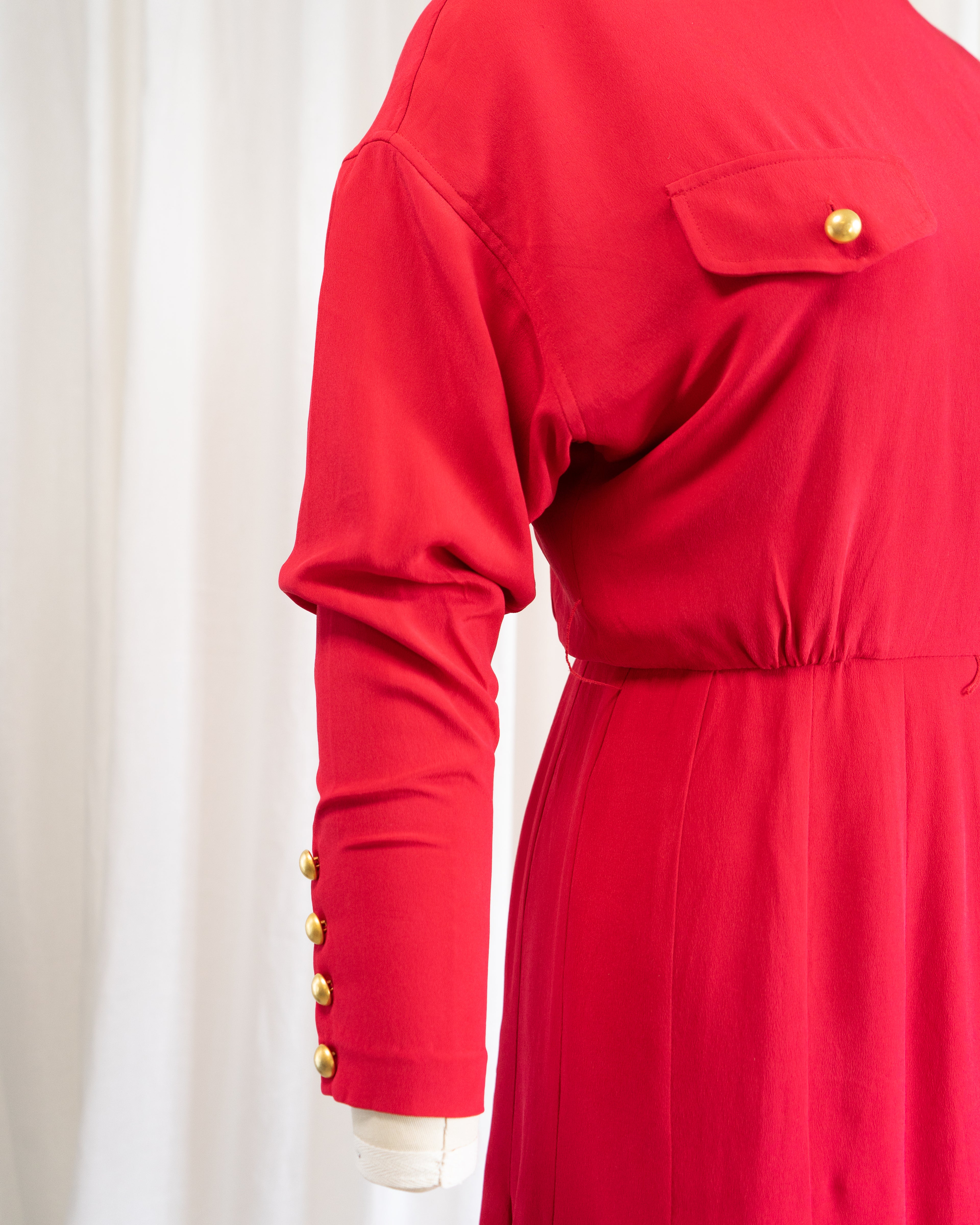 1990s Dana Buchman Pure Silk Poppy Red Fitted Dress & Belt