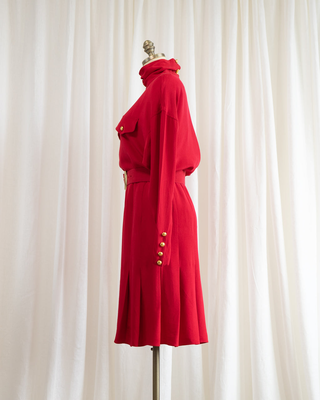 1990s Dana Buchman Pure Silk Poppy Red Fitted Dress & Belt