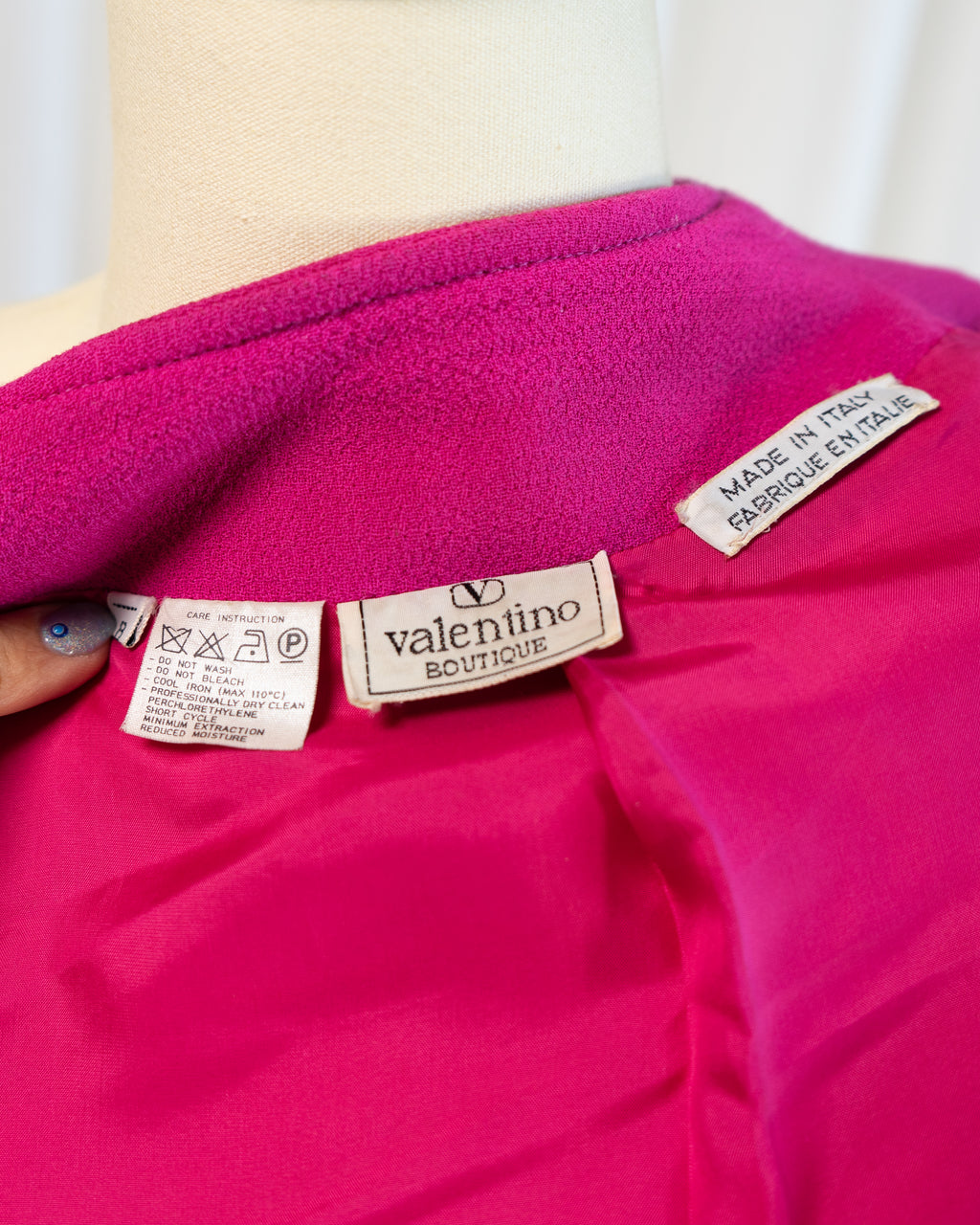 1980s Valentino Boutique Fuchsia Cropped Zip Up Military Jacket