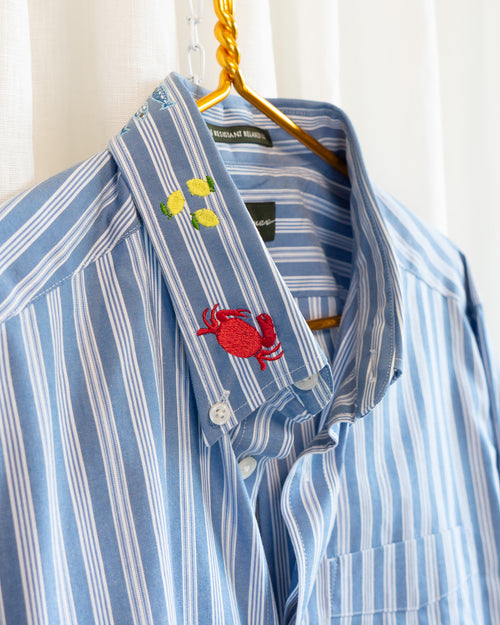 00s "Summer Forever" Embroidered Eddie Bauer Light Blue Striped Button Down Shirt