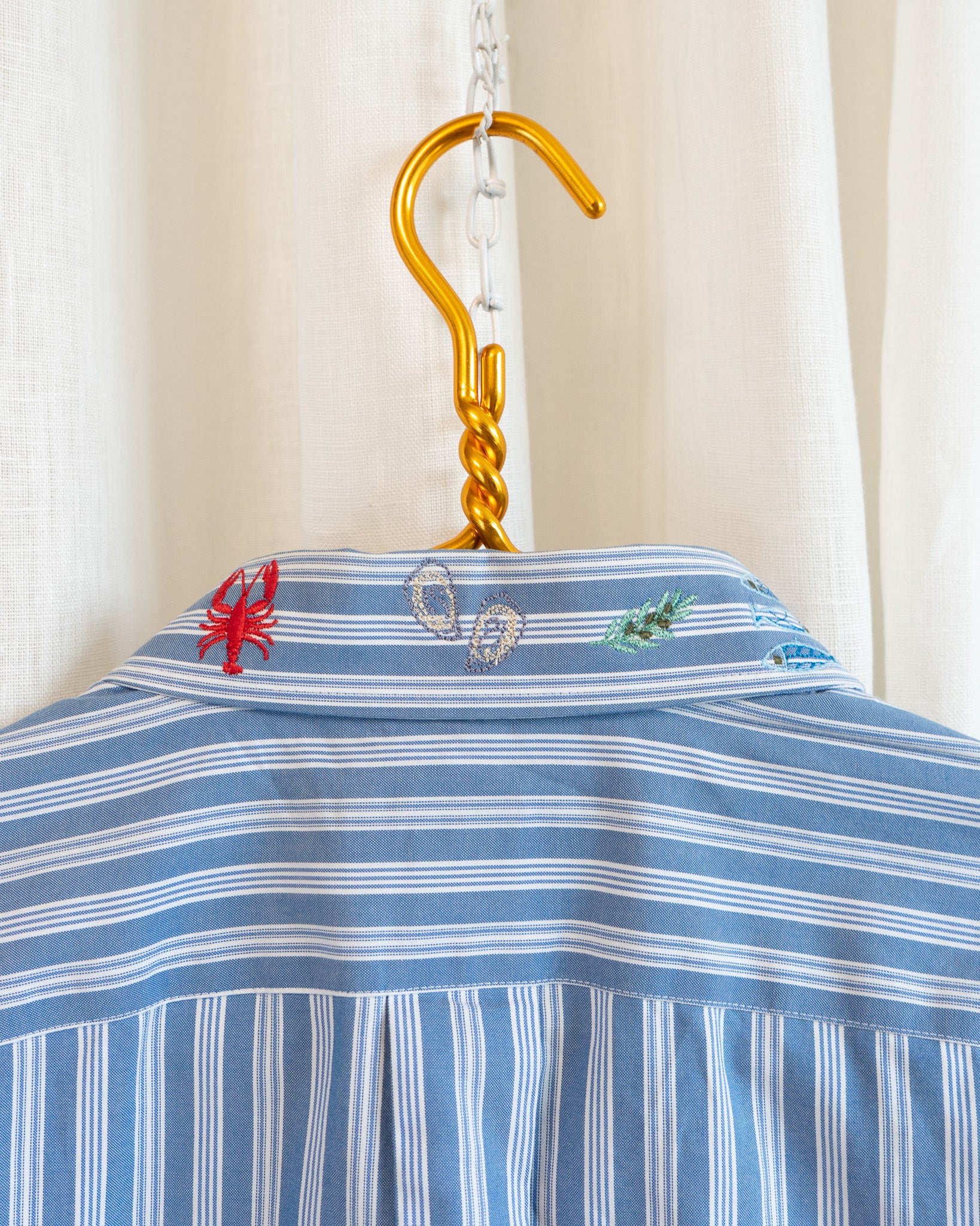 00s "Summer Forever" Embroidered Eddie Bauer Light Blue Striped Button Down Shirt