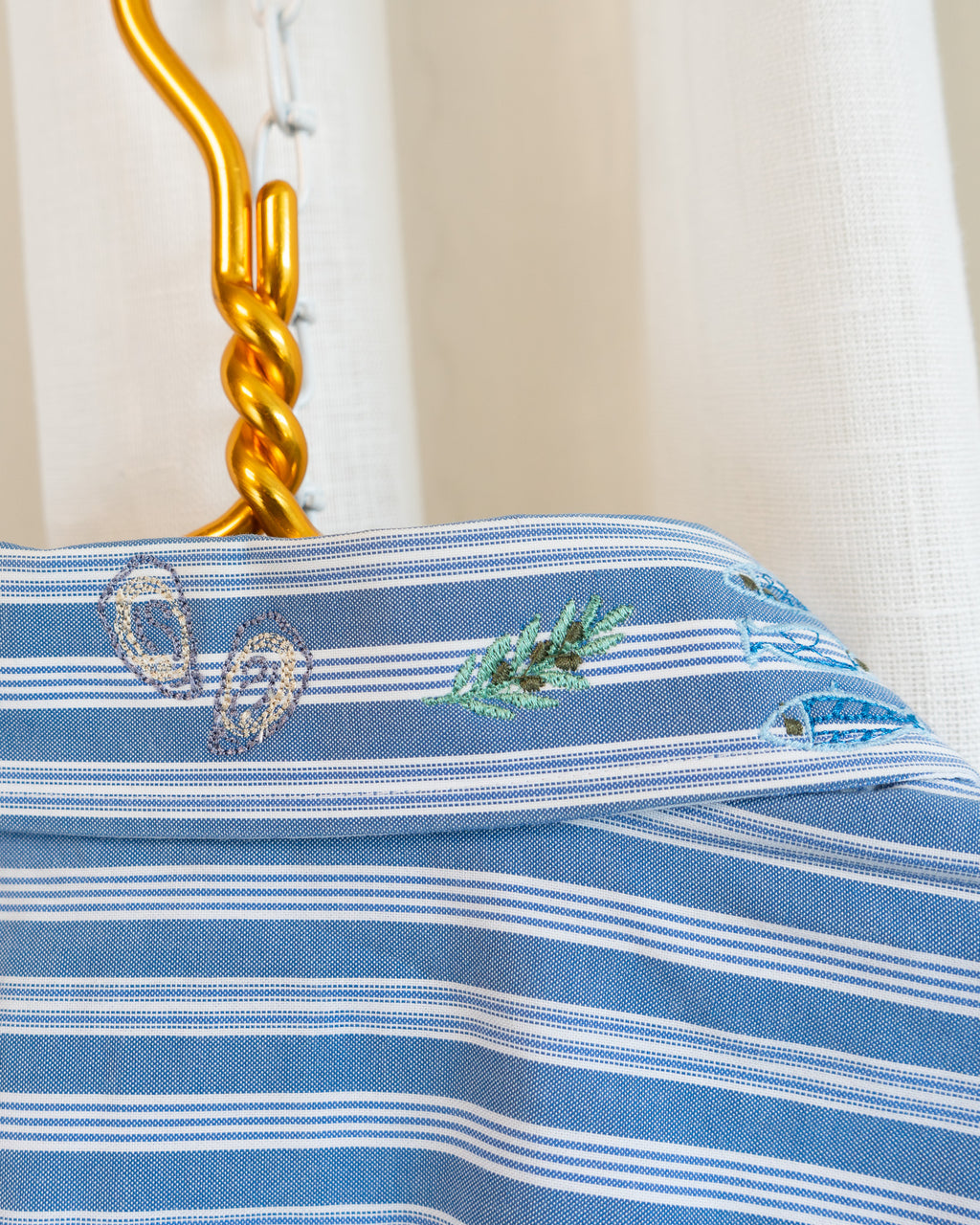 00s "Summer Forever" Embroidered Eddie Bauer Light Blue Striped Button Down Shirt