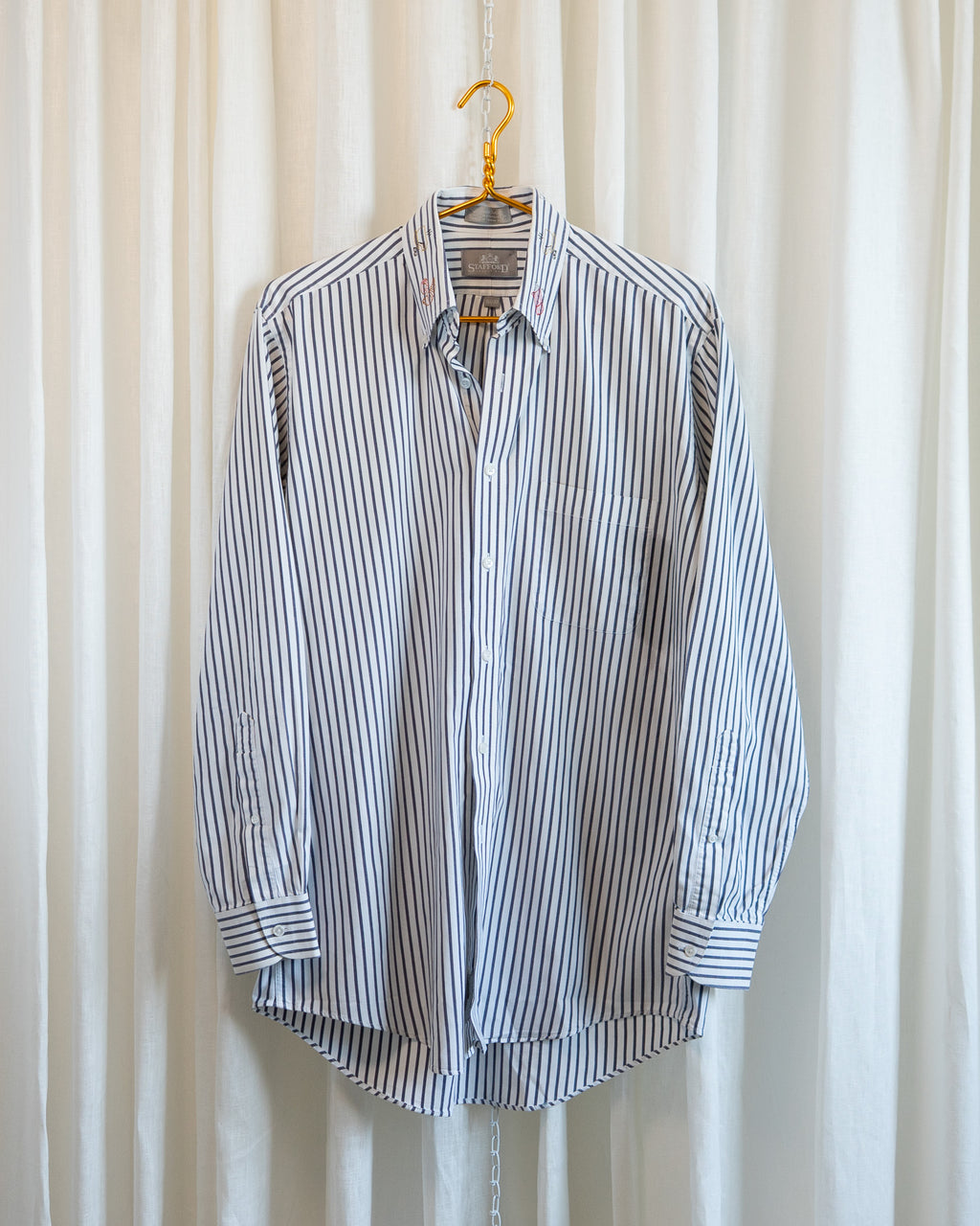 90s "Coffee Club" Embroidered Collar Blue White Striped Button Down Shirt