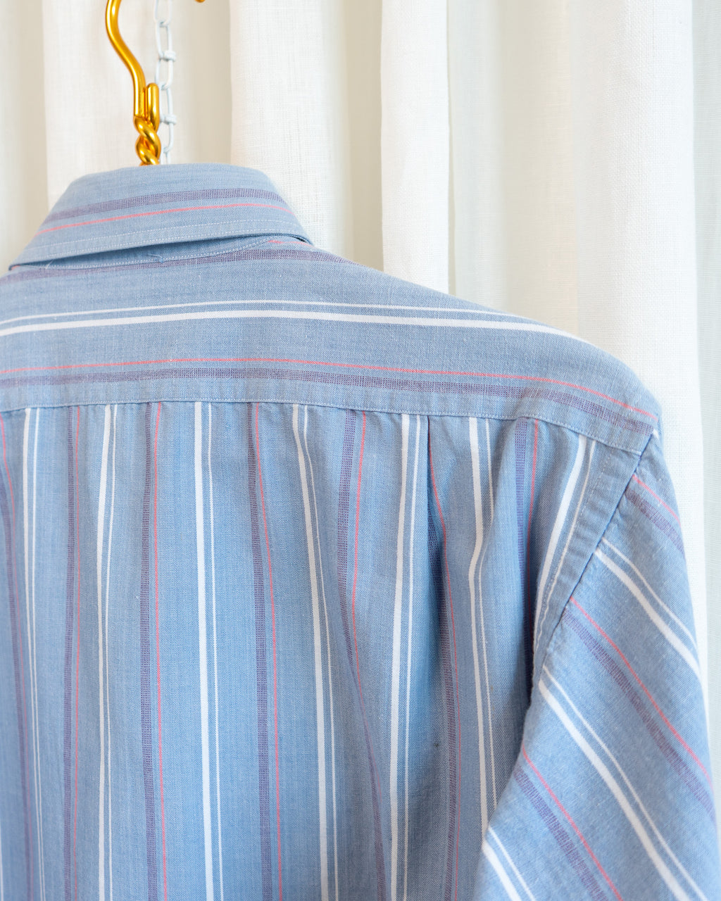 90s "Frolicking Cat in Garden" Eddie Bauer Embroidered Striped Blue Shirt