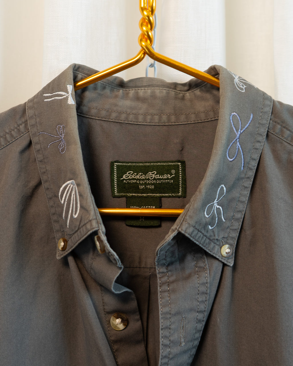 Modern "Bows" Embroidered Eddie Bauer Olive Button Down Shirt