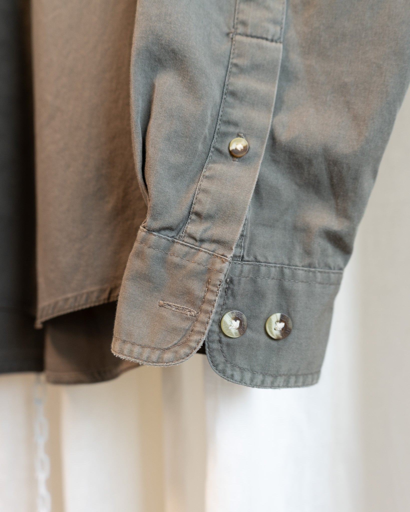 Modern "Bows" Embroidered Eddie Bauer Olive Button Down Shirt