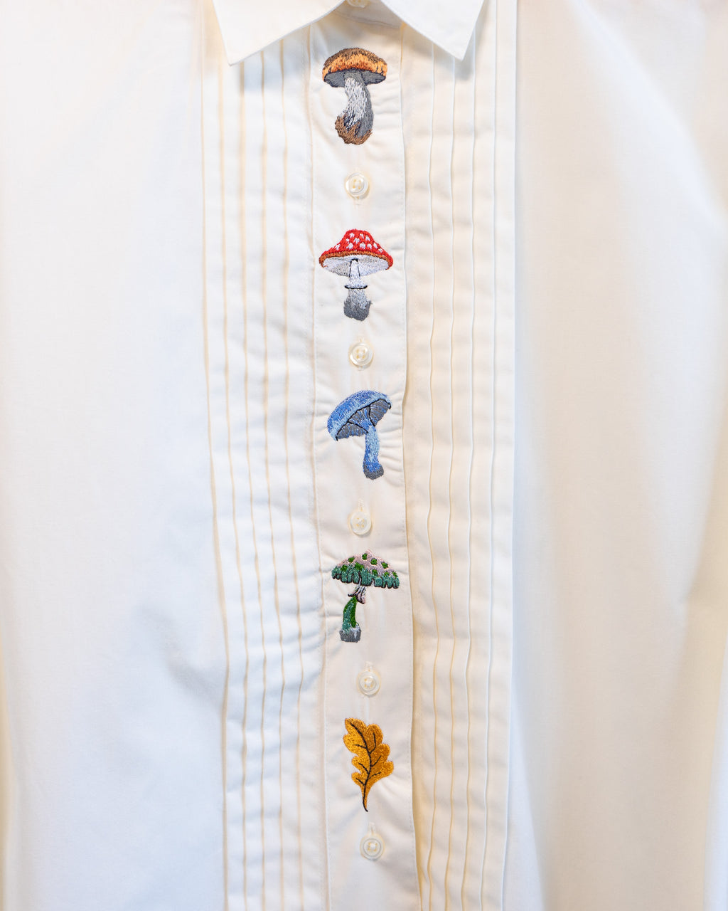 00s "Mushrooms of the Forest" Embroidered Off White Pleated Front Long Sleeved Shirt