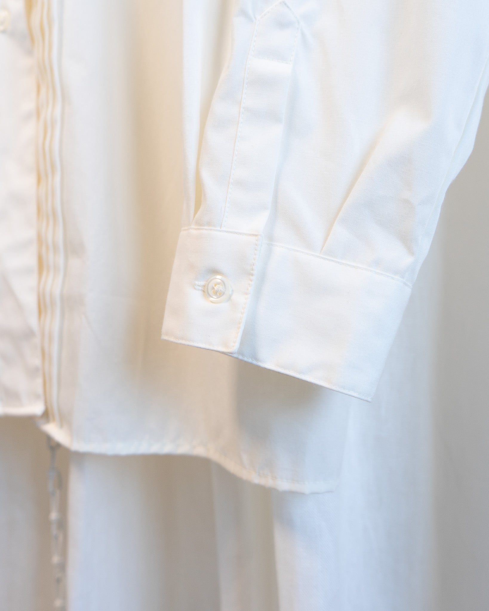 00s "Mushrooms of the Forest" Embroidered Off White Pleated Front Long Sleeved Shirt