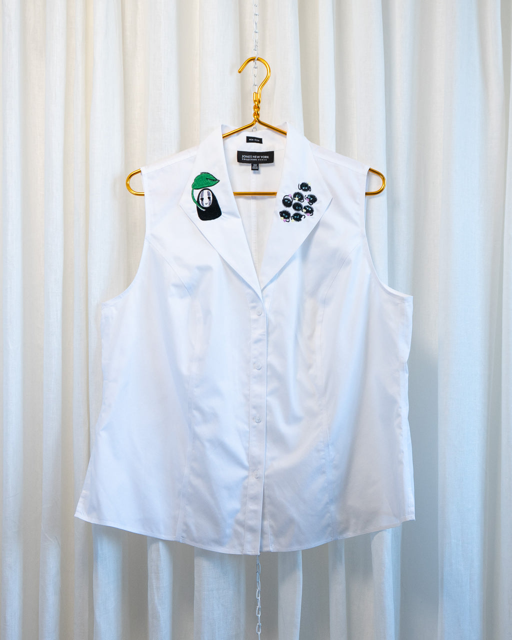 Modern "Cute Princess Mononoke" Embroidered Lapels Sleeveless Blouse