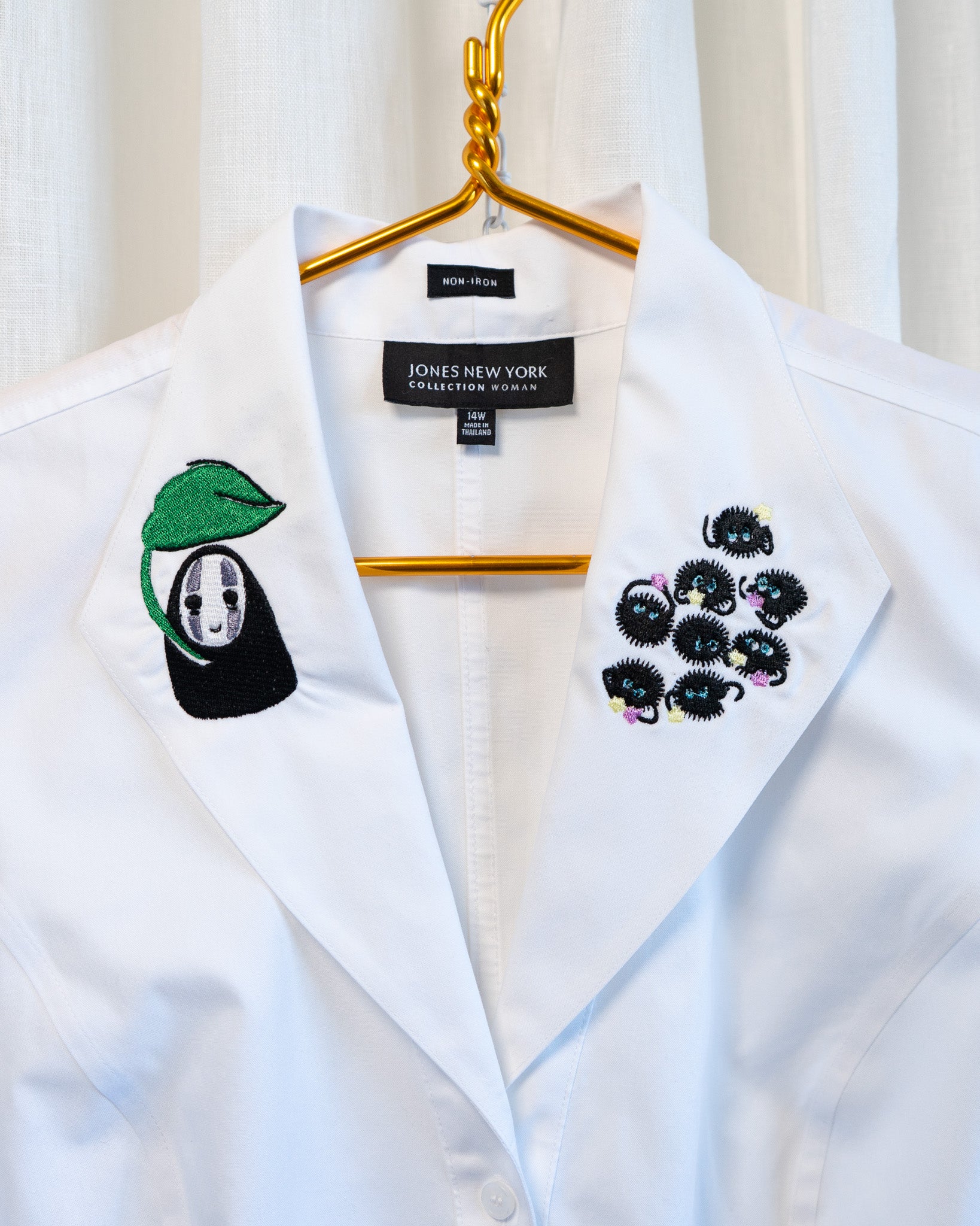 Modern "Cute Princess Mononoke" Embroidered Lapels Sleeveless Blouse