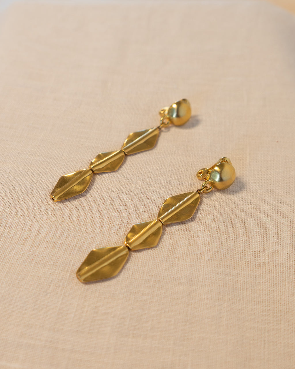 80s Brushed Brass Linear Drop Clip-on Earrings