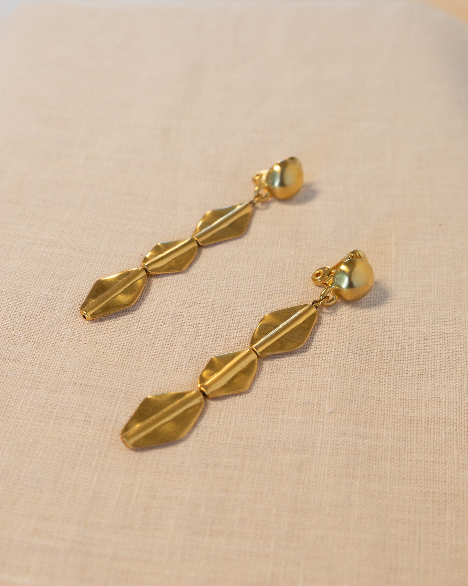 80s Brushed Brass Linear Drop Clip-on Earrings