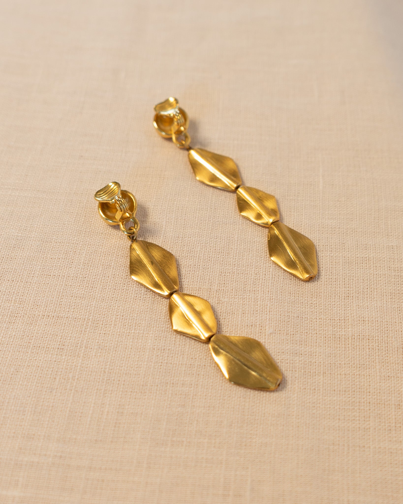 80s Brushed Brass Linear Drop Clip-on Earrings