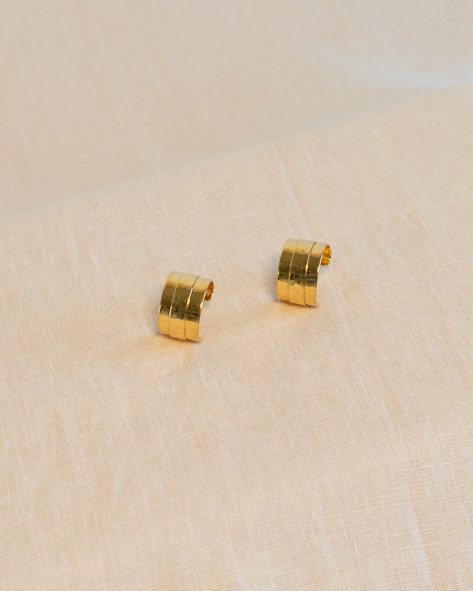 90s Hammered Flat Wide Hoop Earrings