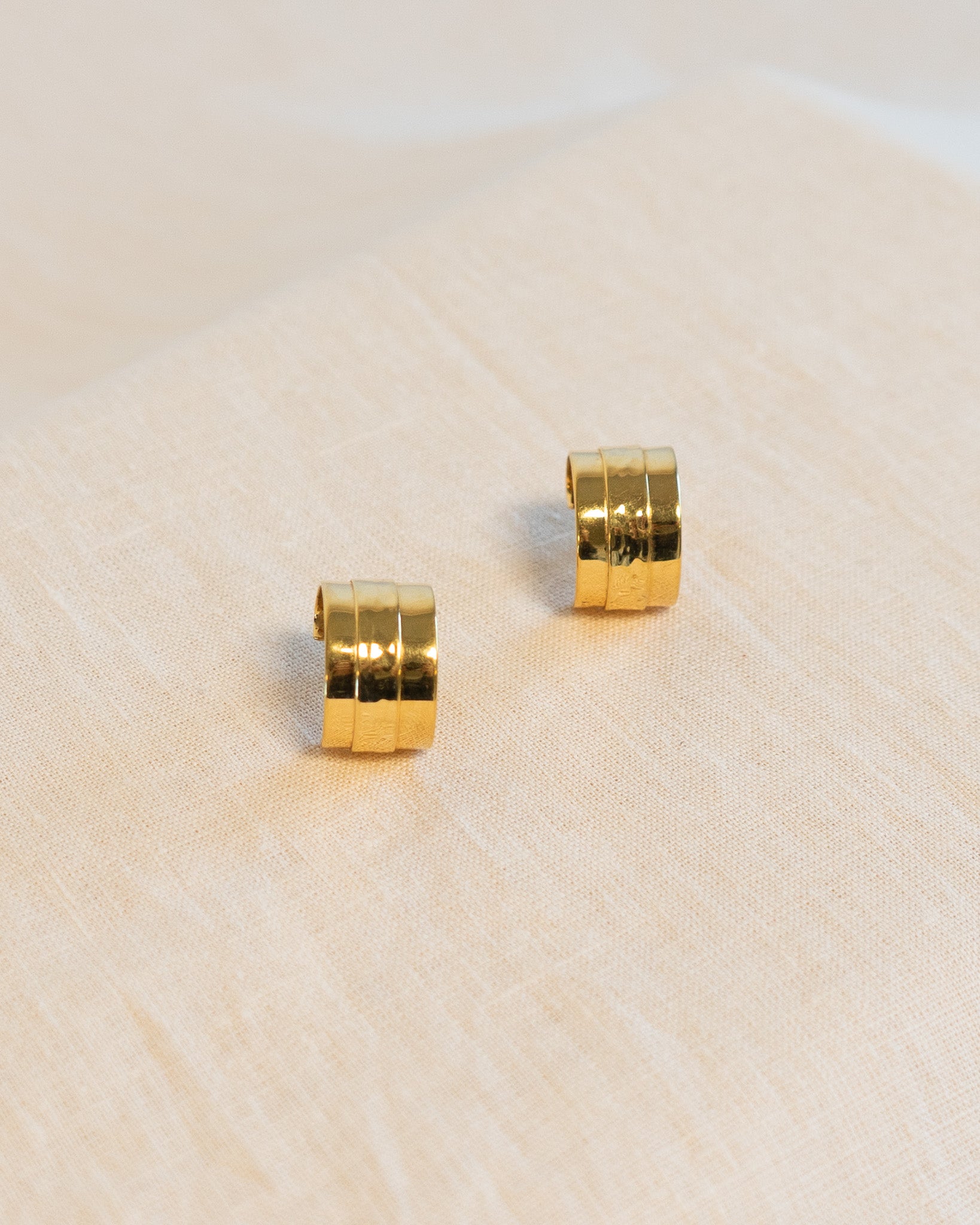 90s Hammered Flat Wide Hoop Earrings