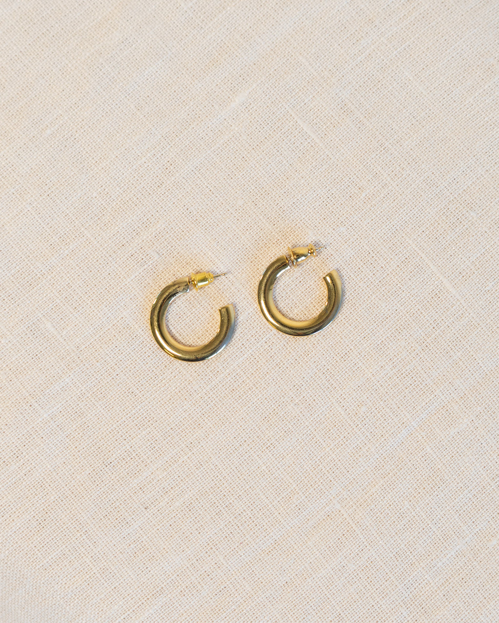 90s Flat Open Hoop Med Earrings