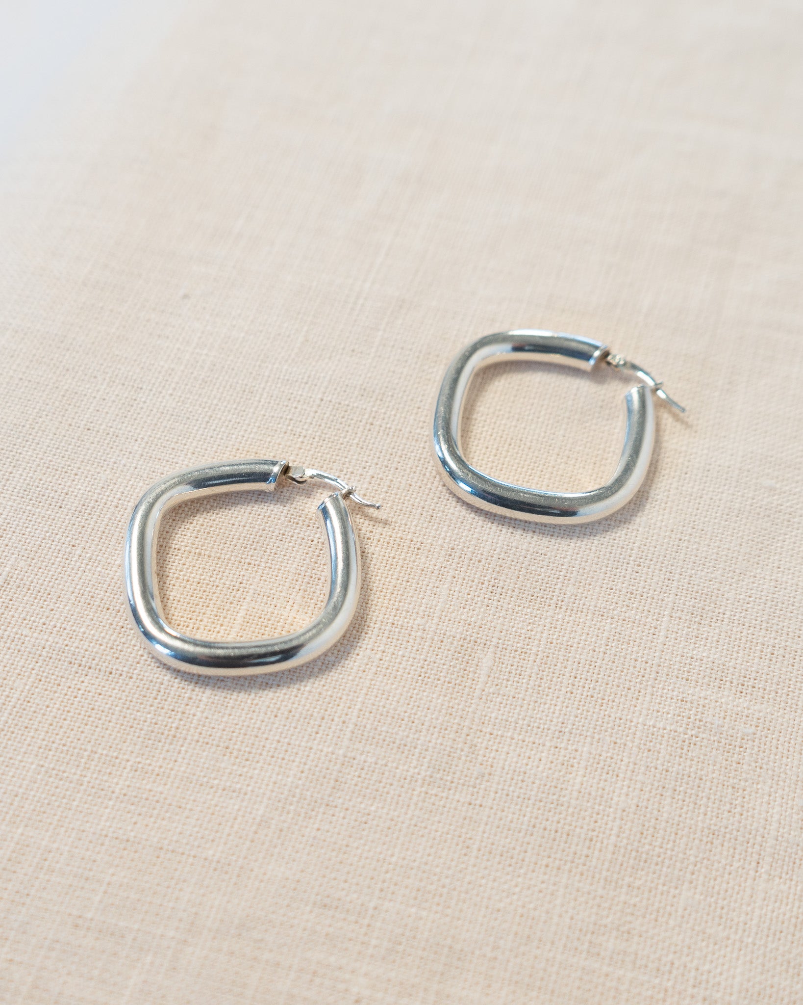 90s Sterling Silver Square Hoops