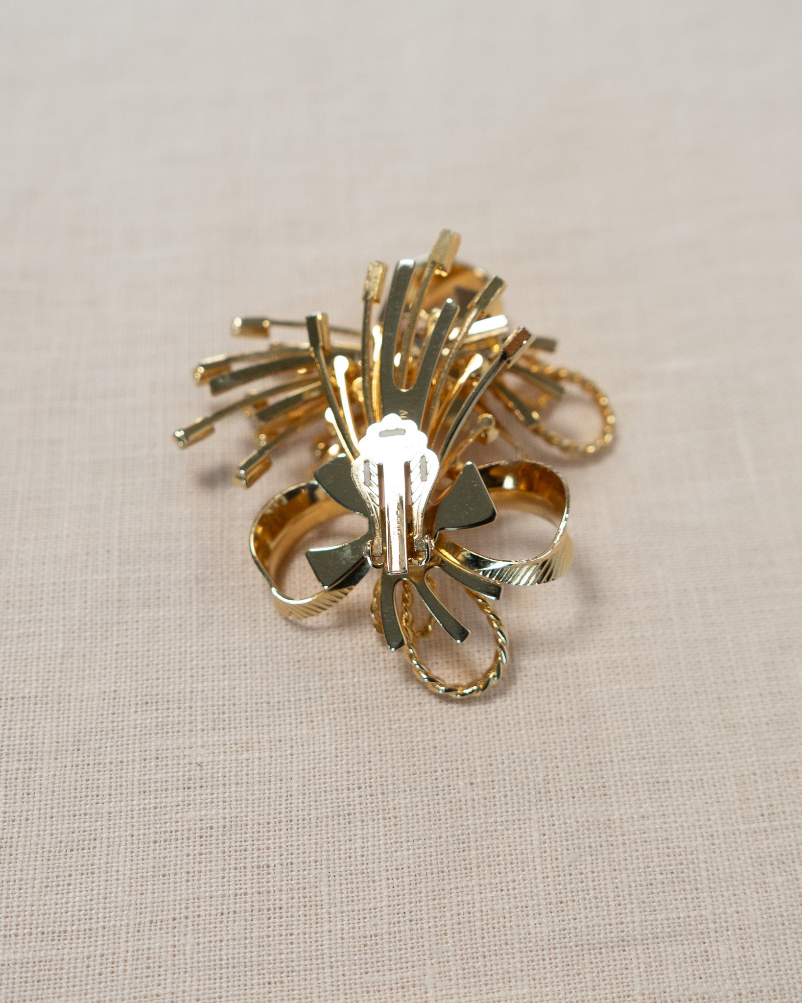 70s Sarah Coventry Bow Rhinestone Clip-on Earrings