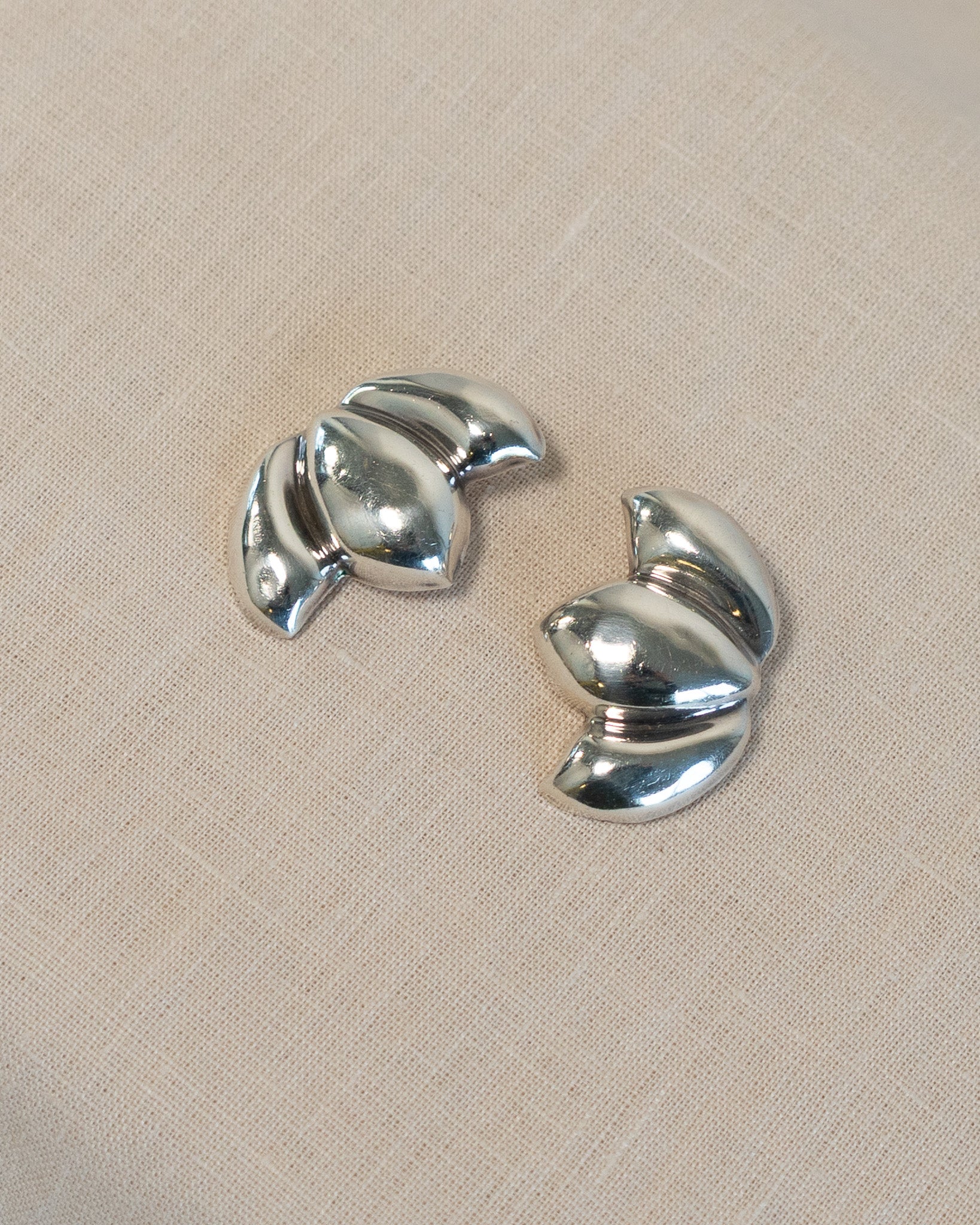 90s Sterling Silver Lotus Flower Clip-On Earrings