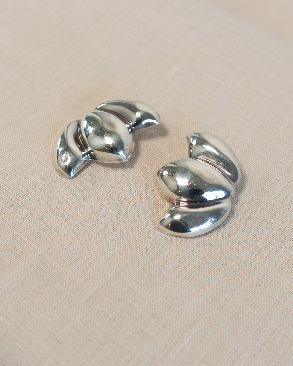 90s Sterling Silver Lotus Flower Clip-On Earrings