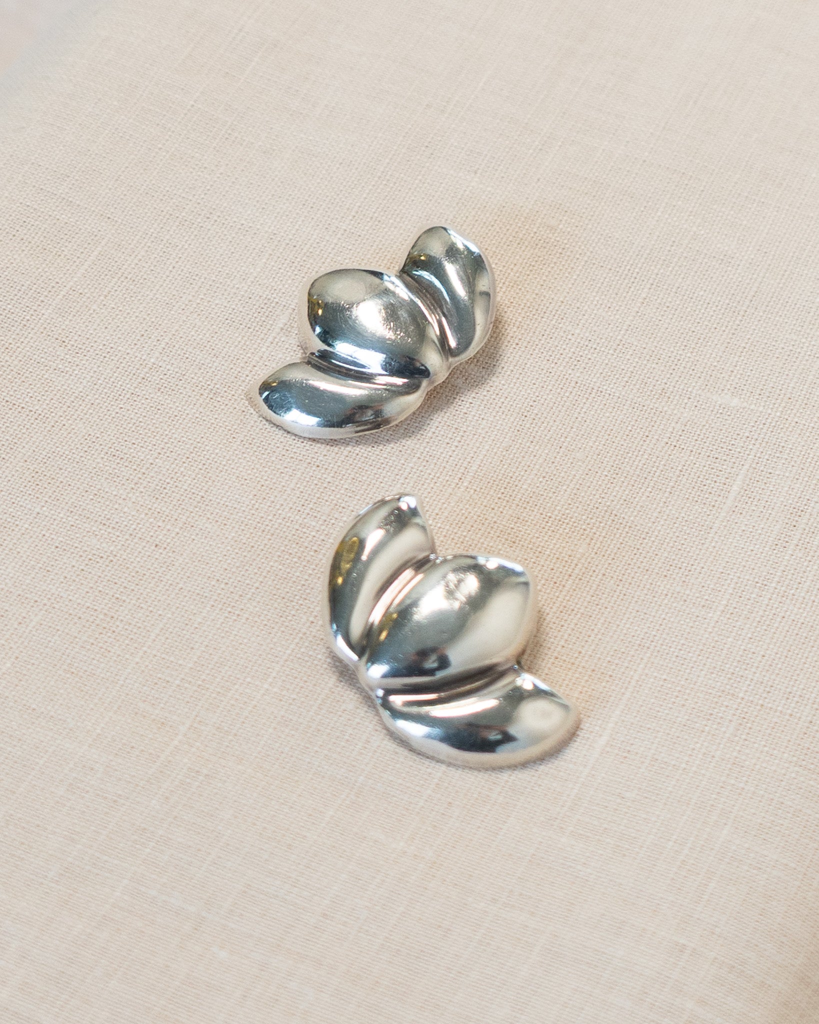 90s Sterling Silver Lotus Flower Clip-On Earrings