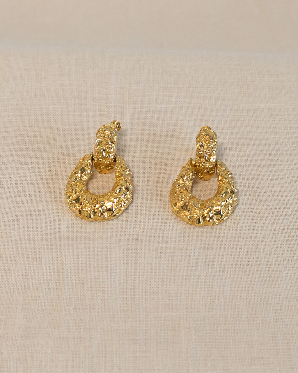 80s Gold Plated Nugget Knocker Screw Back Clip-on Earrings