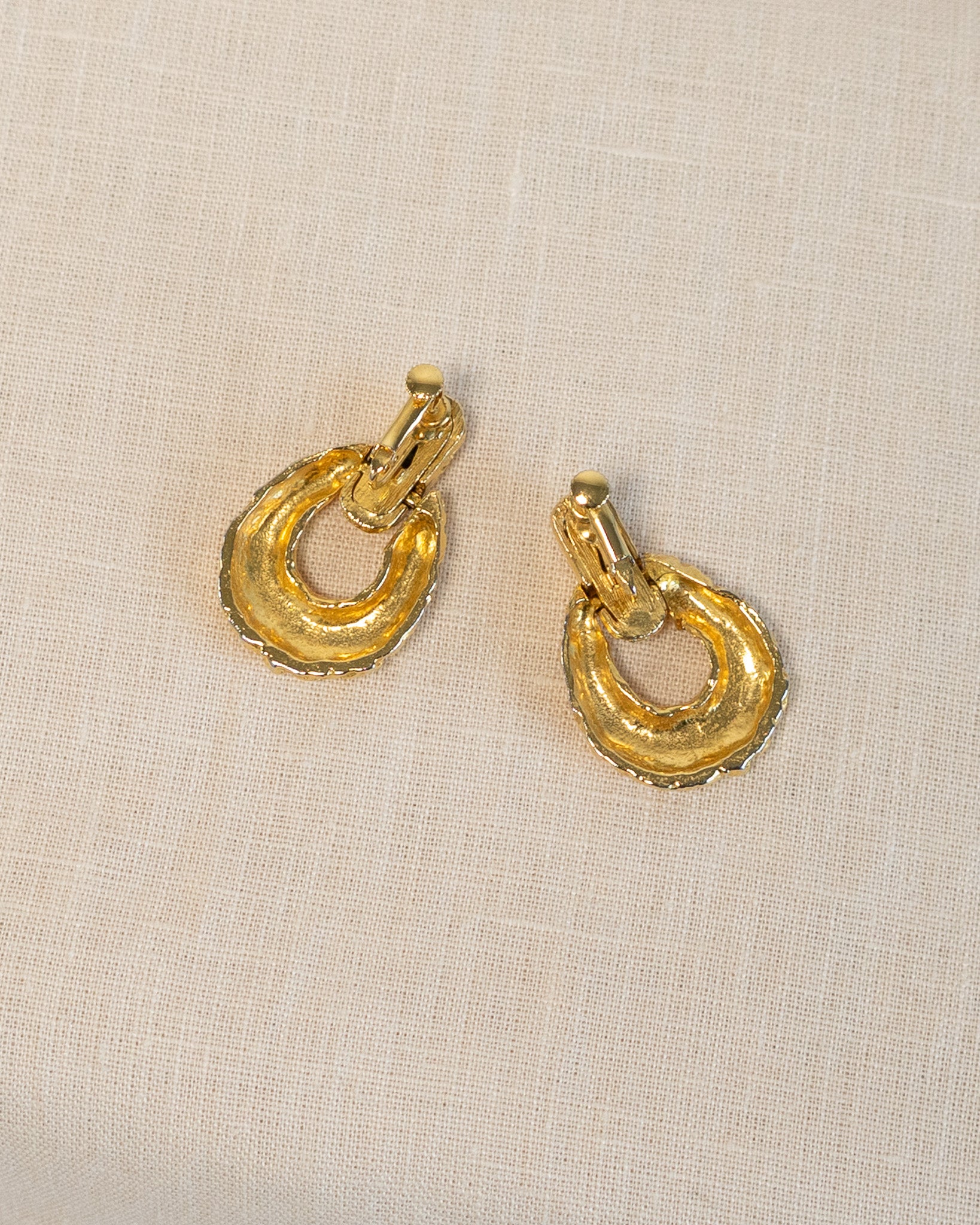 80s Gold Plated Nugget Knocker Screw Back Clip-on Earrings