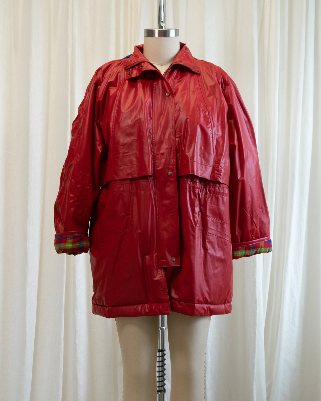 90s Totes Red Nylon Rain Jacket w Plaid Cotton Lining