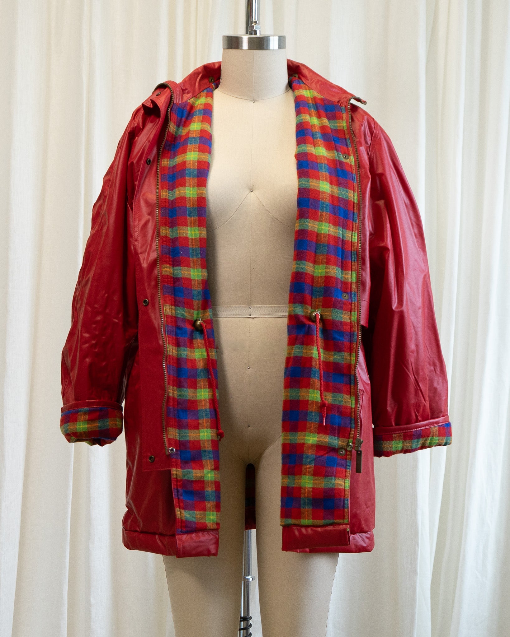 90s Totes Red Nylon Rain Jacket w Plaid Cotton Lining