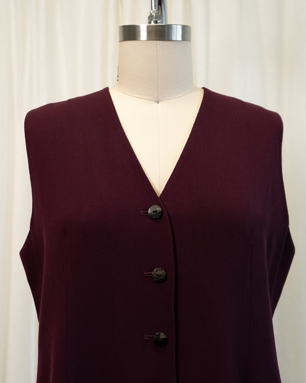 80s Jaeger Pure New Wool Eggplant Color Sleeveless Dress